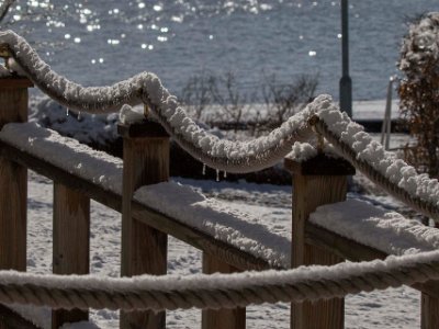 Vårvinter på Kapellets gård  Vårvinter på Kapellets gård 21 mars.