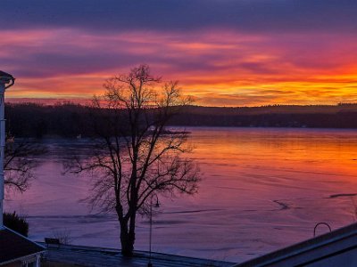 Vinterhimmel  Morgonhimmel från sovrumsfönstret 20 januari.