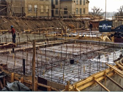 Byggplats a 1980  Buyggplats för brf Kapellet 1980.