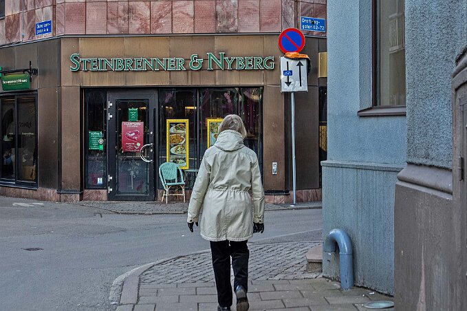 Fikadags På väg till efterlängtat fika.