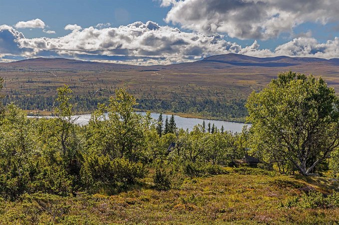Kulturstigen 4 km Vy över Grövelsjön.