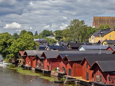 Över Borgå å Bodar vid Borgå å.