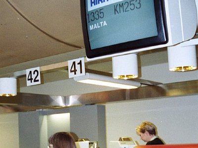 9605 Incheckning på flygpplatsen