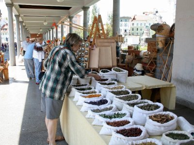 050602 Kryddförsäljning i Market