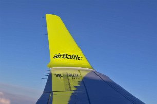I luften Vi flög komfortabelt med Starallians-partnern Air Baltic.