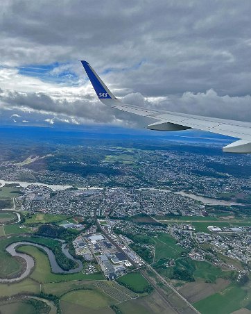 Ned för landning i Oslo På väg ned mot Gardemoens flygplats utanför Oslo.