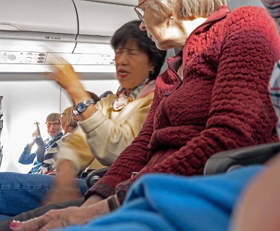 På planet till Oslo På planet till Oslo.