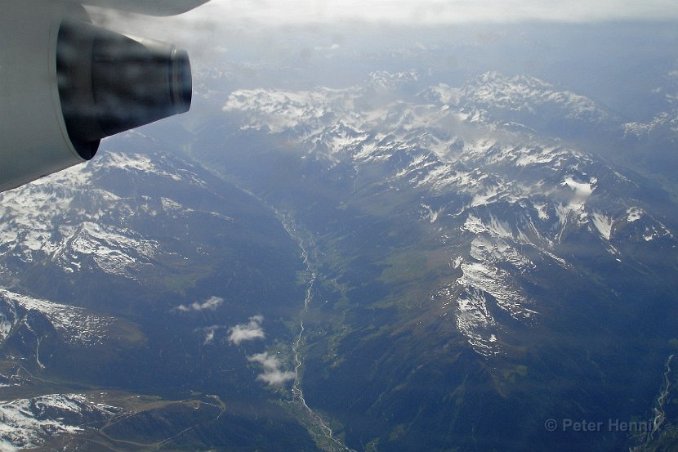 Över Dolomiterna