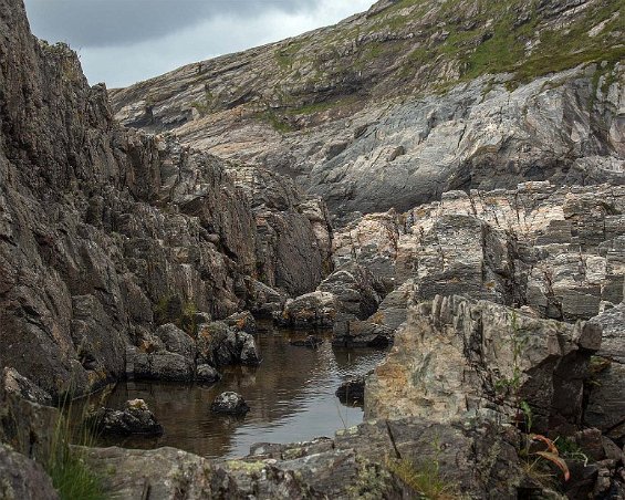 Bergskreva innanför Storevika