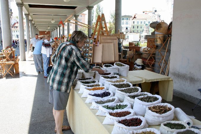 050602 Kryddförsäljning i Market